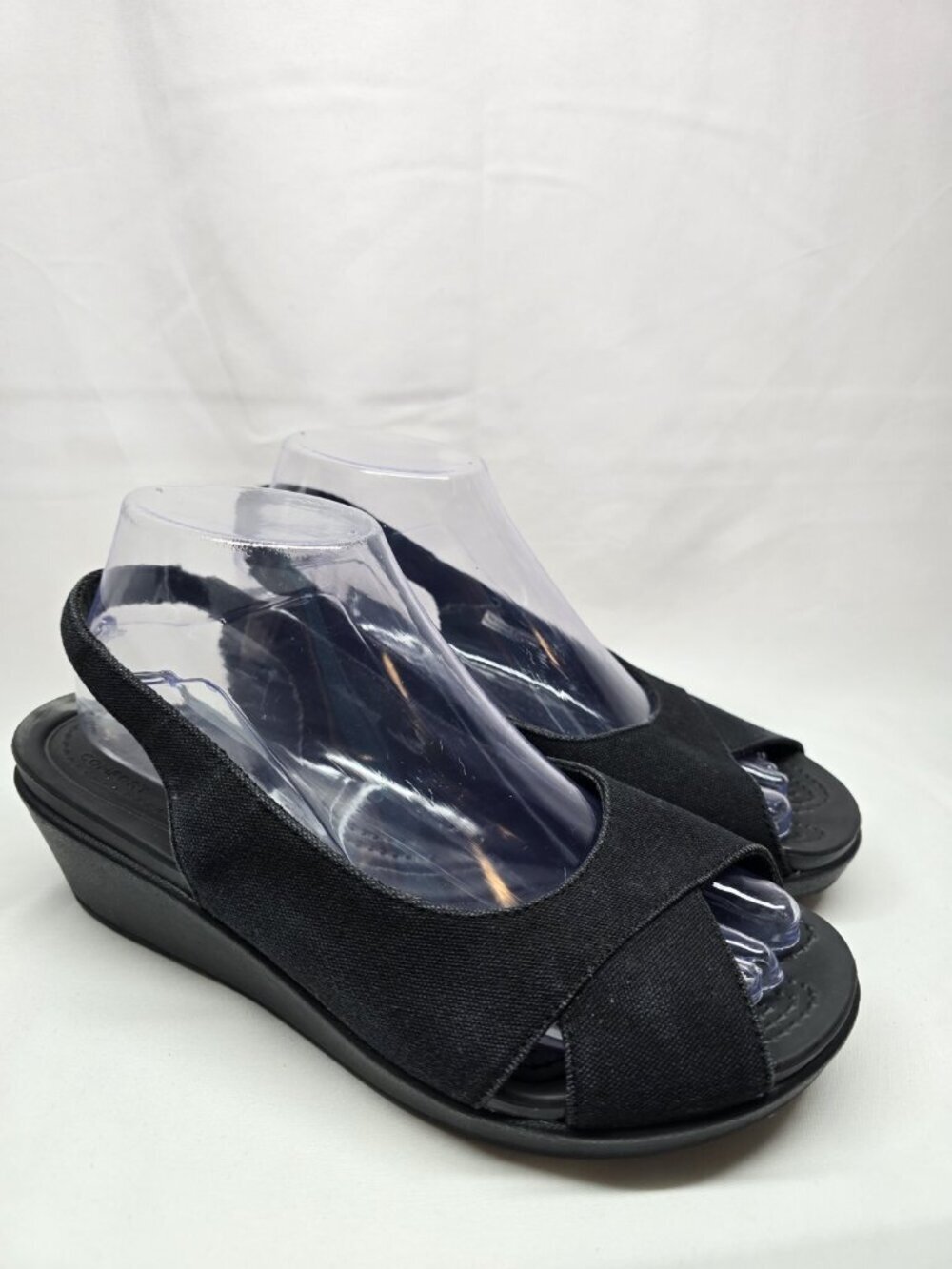 Crocs Leigh Ann Canvas Sandals Women's 8 Black Slingback Peep Toe Wedge